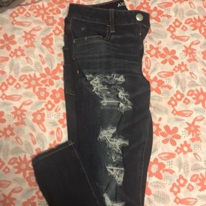 Distressed jeggings